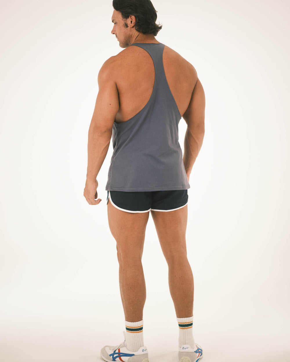 Seamless T-Back Stringer Tank